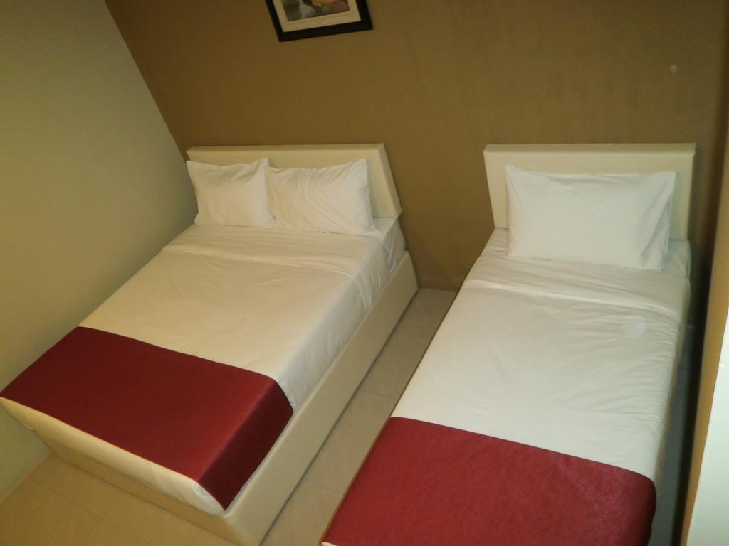 Check Inn Johor Bahru Exterior foto